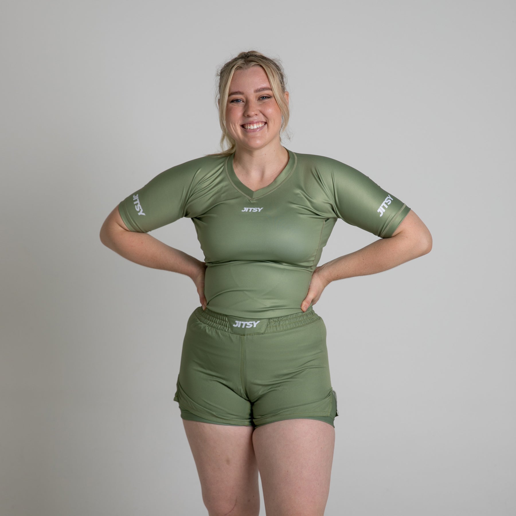 MMA Shorts Khaki Green - Women
